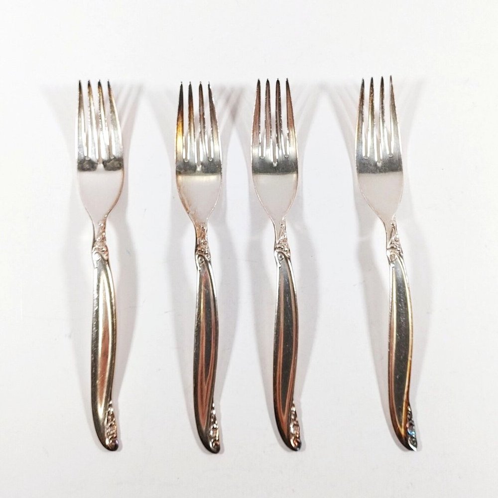 1847 Rogers Brothers Silverplate Leilani Dinner Forks Vintage 1961 Lot of 4